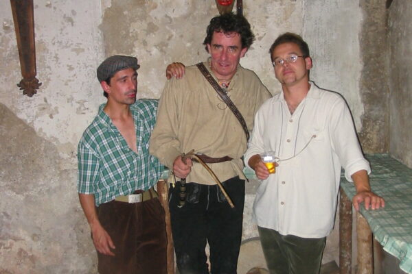 116-1660_IMG